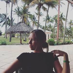 Meet your Posher, Ally